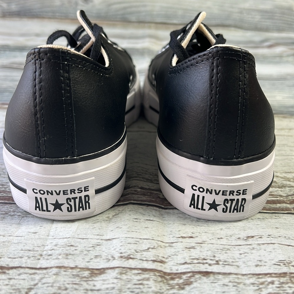CONVERSE Black & White Platform Sneakers Women's  Size 10 - Picture 2 of 10